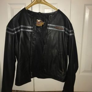MINT CONDITION HARLEY DAVIDSON LEATHER JACKET